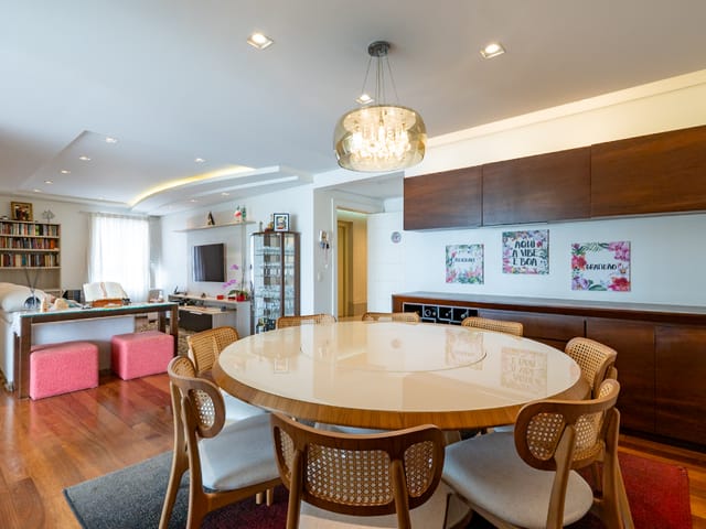 Apartamento com 168m² 3 quartos e 5 banheiros, à venda, no bairro Vila Andrade em São Paulo