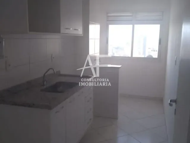 Apartamento com 65m² 2 quartos e 1 banheiro, à venda ou para alugar, no bairro Centro em Taubaté