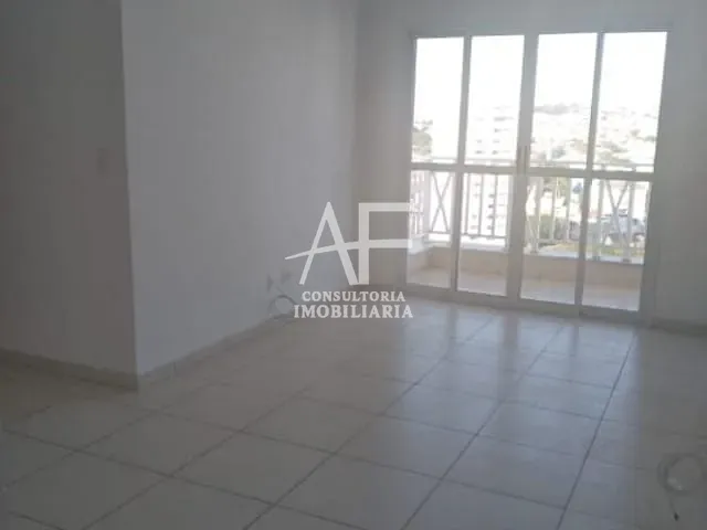 Apartamento com 65m² 2 quartos e 1 banheiro, à venda ou para alugar, no bairro Centro em Taubaté