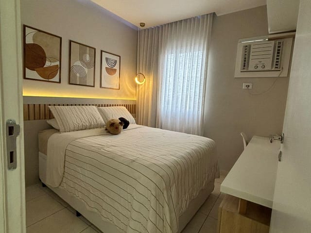 Apartamento 3 quartos e 2 banheiros, para alugar, no bairro Glória em Macaé