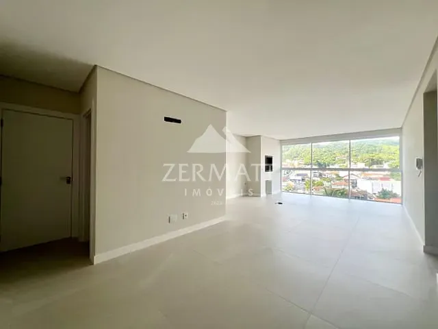 Apartamento 3 quartos e 3 banheiros, à venda, no bairro Velha em Blumenau