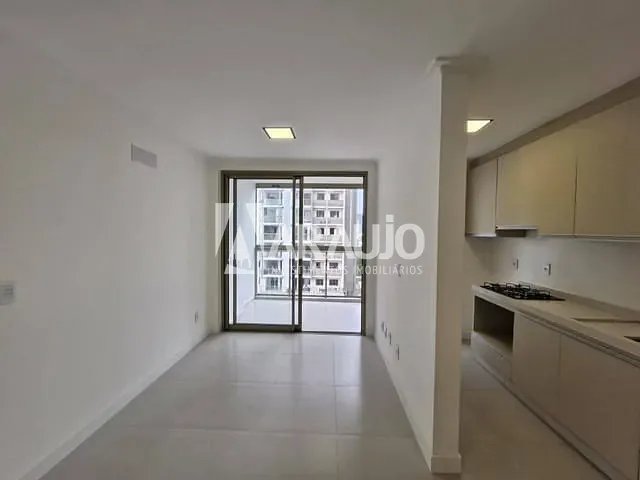 Apartamento 2 quartos e 1 banheiro, à venda, no bairro São Vicente em Itajaí