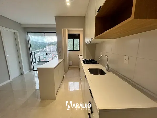Apartamento 2 quartos e 1 banheiro, para alugar, no bairro Fazenda em Itajaí