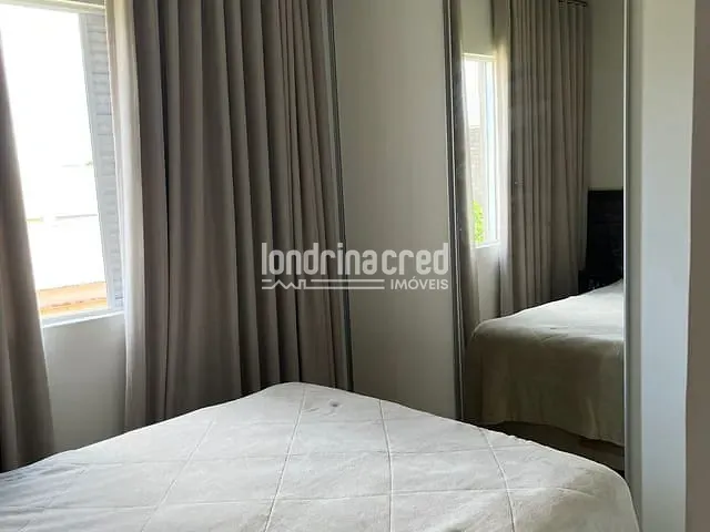 Apartamento 2 quartos e 1 banheiro, à venda, no bairro Chácara Manella em Cambé