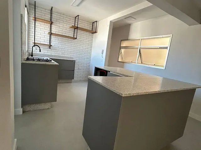 Apartamento com 115m² 3 quartos e 2 banheiros, à venda, no bairro Centro em Londrina