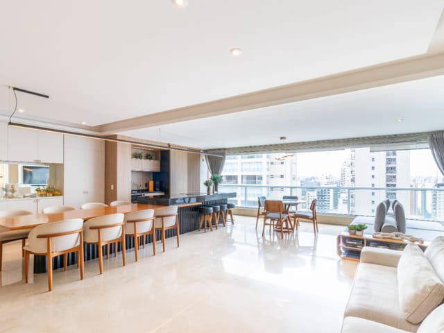 Apartamento com 222m² 3 quartos e 5 banheiros, à venda, no bairro Campo Belo em São Paulo