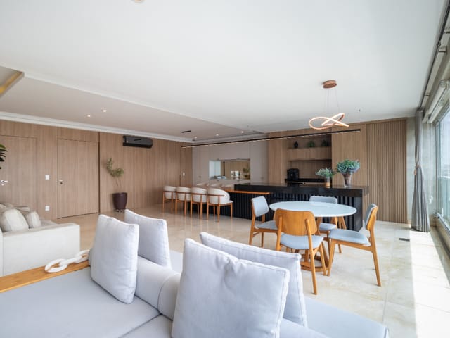 Apartamento com 222m² 3 quartos e 5 banheiros, à venda, no bairro Campo Belo em São Paulo