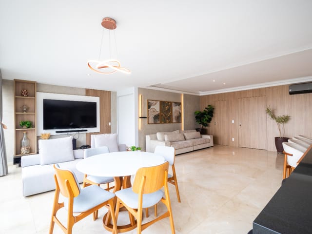 Apartamento com 222m² 3 quartos e 5 banheiros, à venda, no bairro Campo Belo em São Paulo