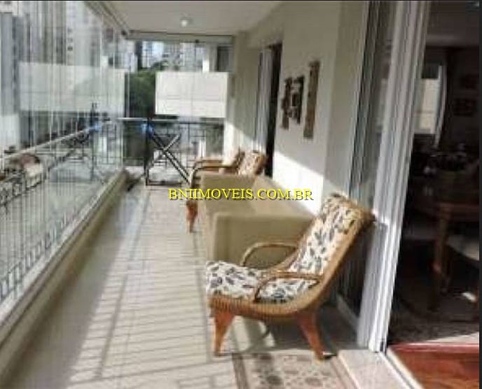 Apartamento, 4 quartos, 221 m² - Foto 1
