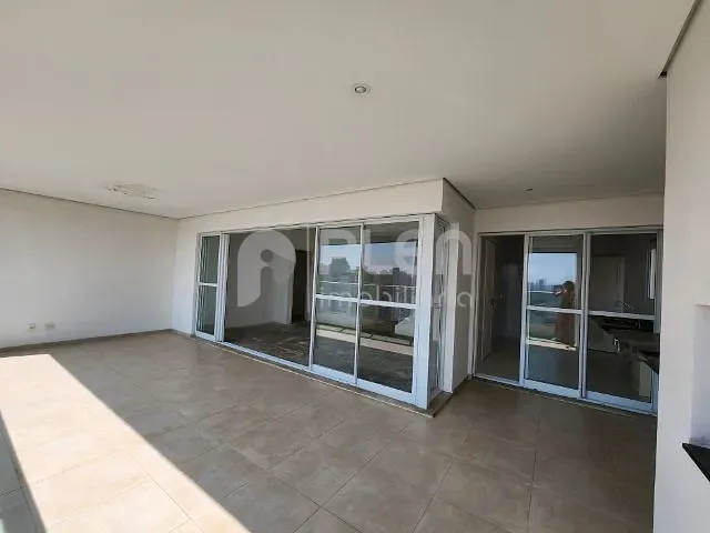 Cobertura / Penthouse 3 quartos e 5 banheiros, à venda, no bairro Santa Teresinha em São Paulo