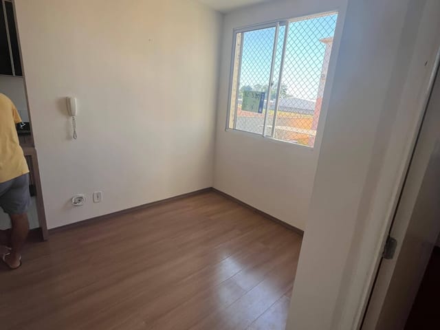 Apartamento 2 quartos e 1 banheiro, à venda, no bairro Jardim Jockey Club em Londrina