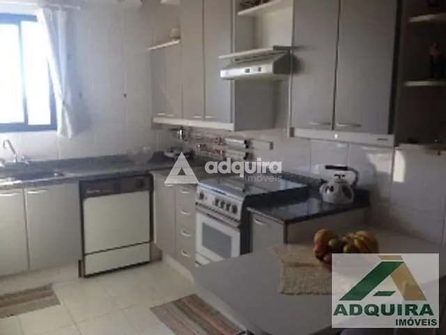 Cobertura / Penthouse 4 quartos e 3 banheiros, à venda, no bairro Centro em Ponta Grossa