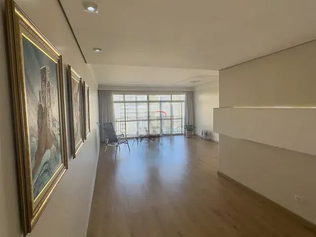 Apartamento com 216m² 3 quartos e 3 banheiros, à venda, no bairro Centro em Londrina