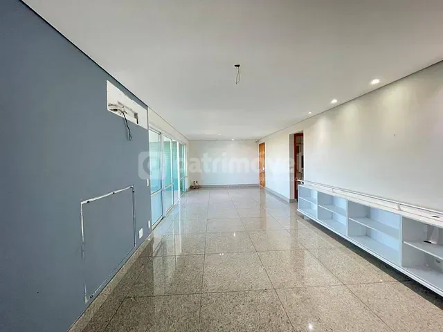 Apartamento 4 quartos e 5 banheiros, à venda ou para alugar, no bairro Barra da Tijuca em Rio de Janeiro