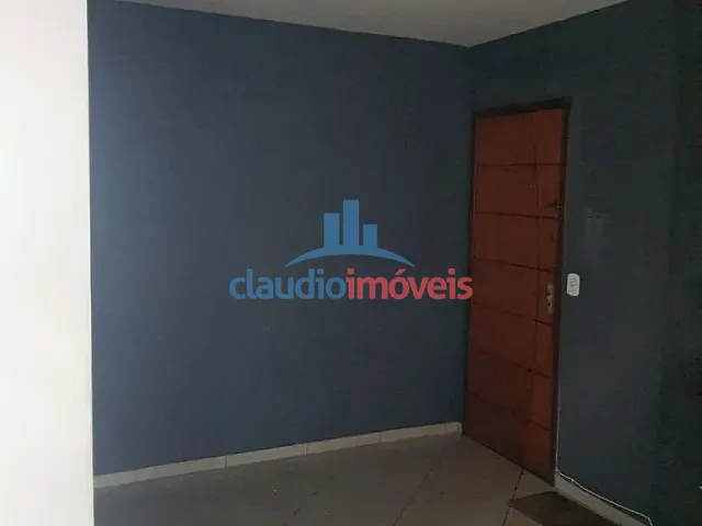 Apartamento 2 quartos e 1 banheiro, para alugar, no bairro Centro em Barra Mansa