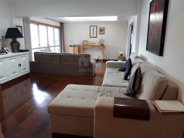 Apartamento à venda, no bairro Valparaíso em Petrópolis