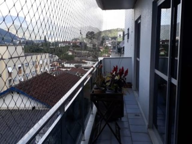 Apartamento à venda, no bairro Valparaíso em Petrópolis
