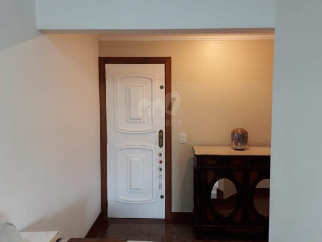 Apartamento à venda, no bairro Valparaíso em Petrópolis