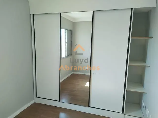 Apartamento com 53m² 2 quartos e 1 banheiro, à venda, no bairro Parque Maria Domitila em São Paulo