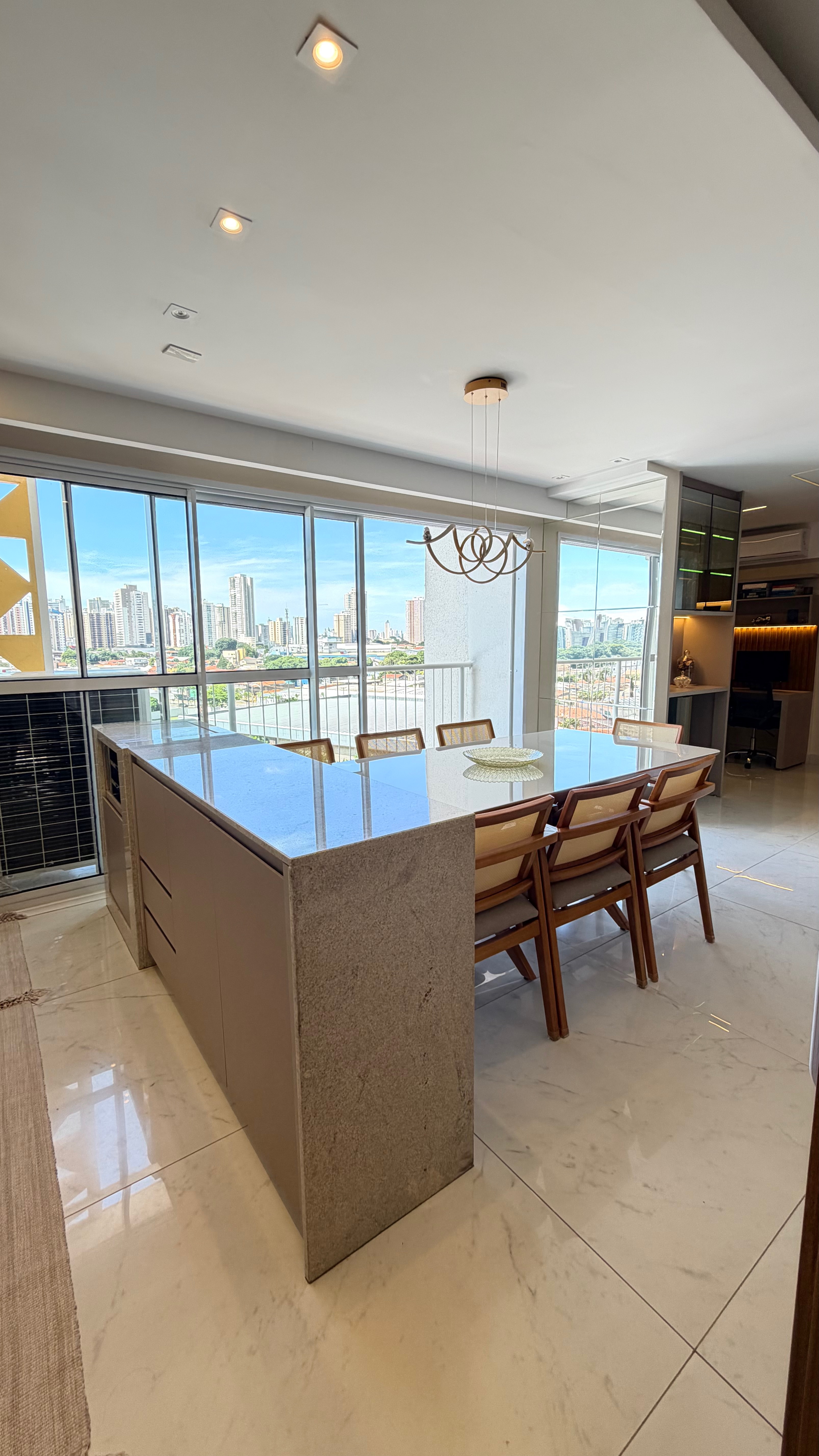 Apartamento à venda, 76m², 3 quartos, 1 suíte,  Setor Coimbra, Goiânia, GO