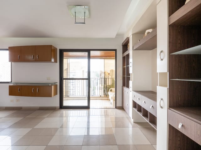 Apartamento com 130m² 4 quartos e 3 banheiros, à venda, no bairro Panamby em São Paulo
