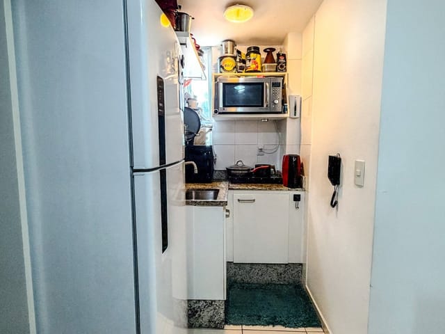 Apartamento 1 quarto e 1 banheiro, para alugar, no bairro Riviera Fluminense em Macaé
