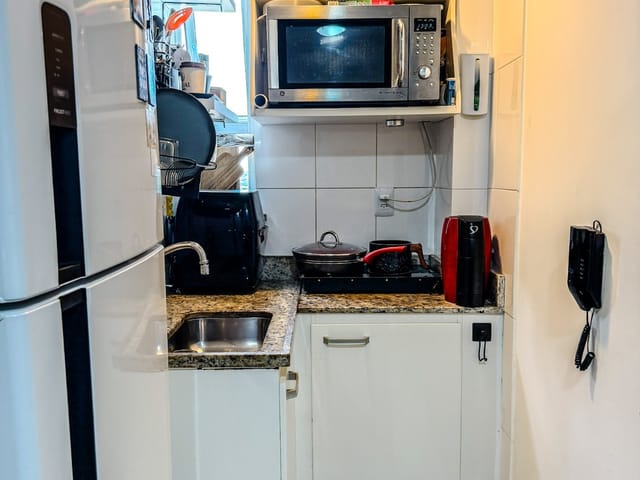 Apartamento 1 quarto e 1 banheiro, para alugar, no bairro Riviera Fluminense em Macaé
