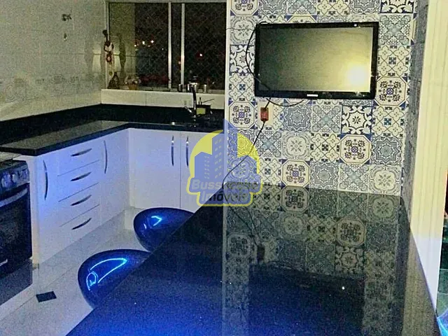 Apartamento com 65m² 2 quartos e 1 banheiro, à venda, no bairro Umuarama em Osasco