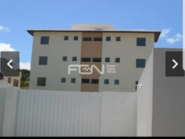 Apartamento 2 quartos e 2 banheiros, à venda, no bairro Pitangueiras em Lauro de Freitas