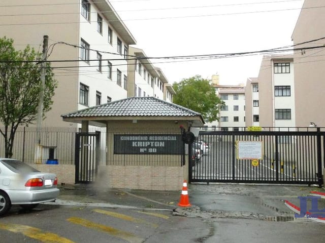 Apartamento 2 quartos e 1 banheiro, para alugar, no bairro Boa Vista em Curitiba