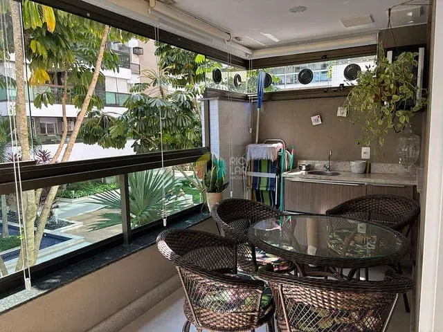 Apartamento com 71m² 2 quartos e 2 banheiros, à venda, no bairro Recreio dos Bandeirantes em Rio de Janeiro