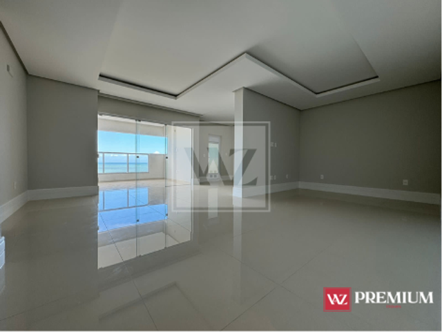 Apartamento 3 quartos e 4 banheiros, à venda, no bairro Meia Praia em Itapema