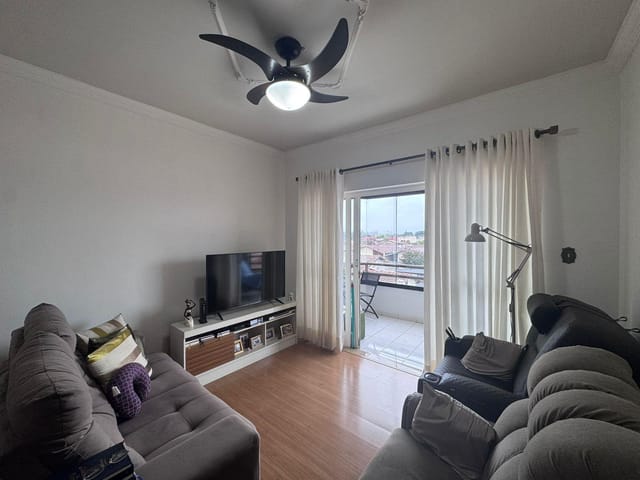 Apartamento 2 quartos e 2 banheiros, à venda, no bairro Parque São Benedito em Pindamonhangaba