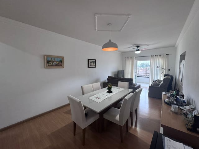 Apartamento 2 quartos e 2 banheiros, à venda, no bairro Parque São Benedito em Pindamonhangaba