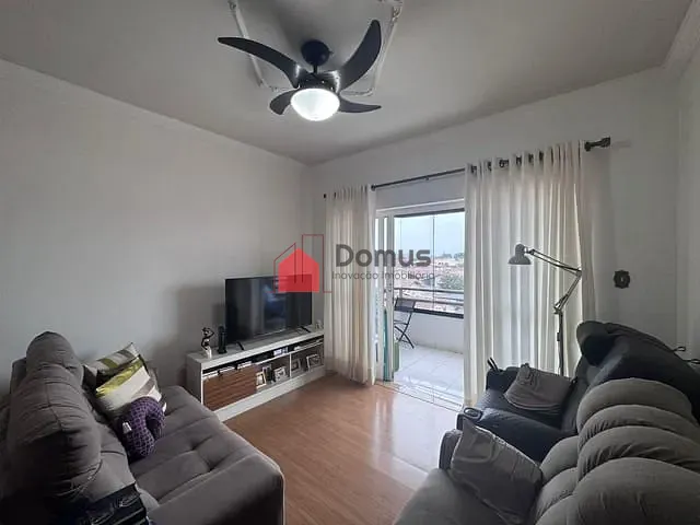 Apartamento 2 quartos e 2 banheiros, à venda, no bairro Parque São Benedito em Pindamonhangaba