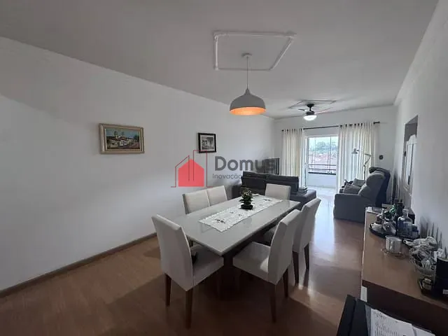 Apartamento 2 quartos e 2 banheiros, à venda, no bairro Parque São Benedito em Pindamonhangaba