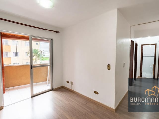 Apartamento 3 quartos e 2 banheiros, à venda, no bairro Tingui em Curitiba