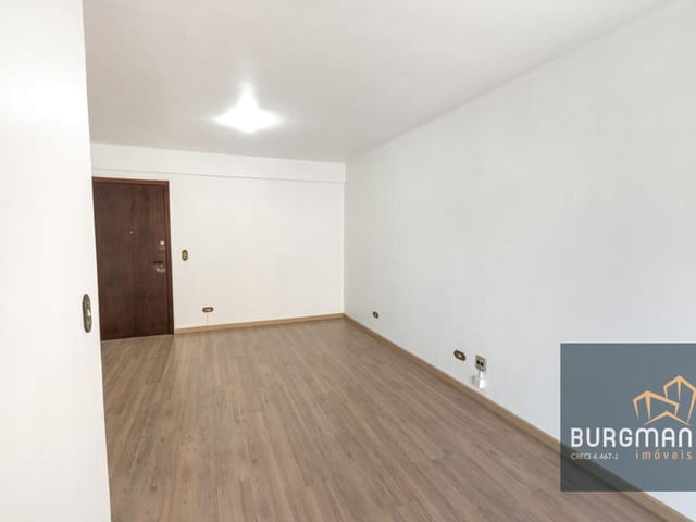 Apartamento 3 quartos e 2 banheiros, à venda, no bairro Tingui em Curitiba