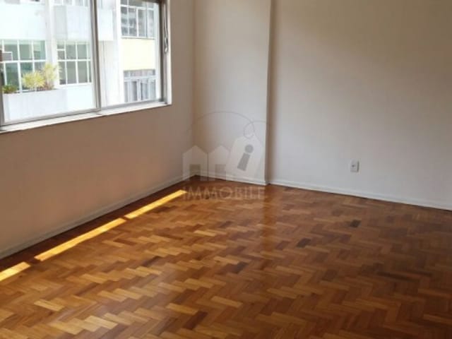 Apartamento à venda, no bairro Centro em Petrópolis