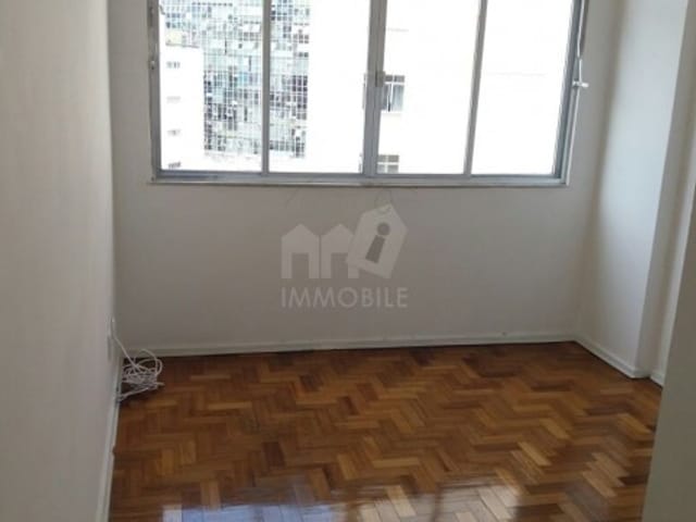 Apartamento à venda, no bairro Centro em Petrópolis
