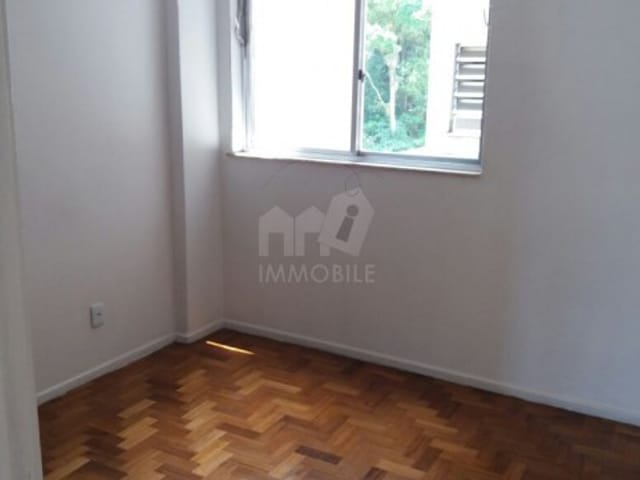 Apartamento à venda, no bairro Centro em Petrópolis