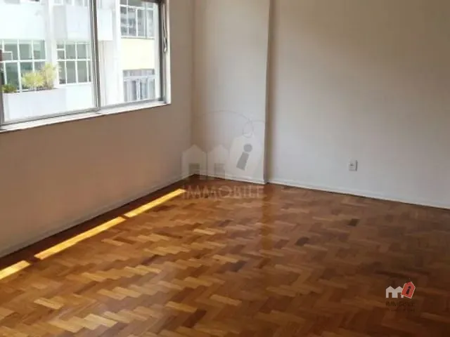 Apartamento à venda, no bairro Centro em Petrópolis