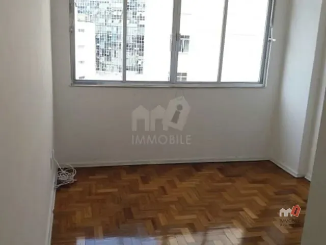 Apartamento à venda, no bairro Centro em Petrópolis