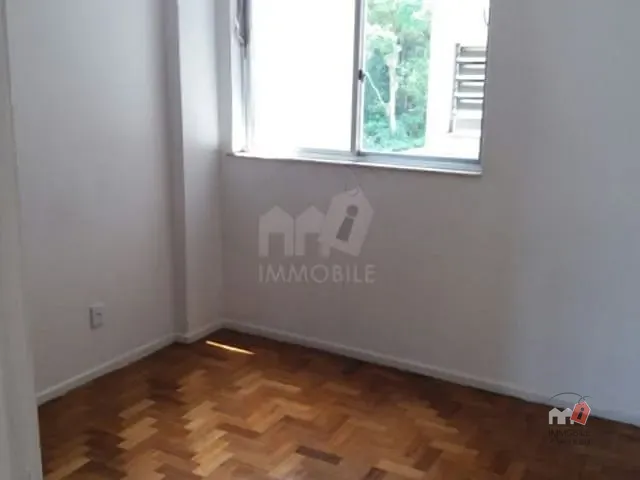Apartamento à venda, no bairro Centro em Petrópolis