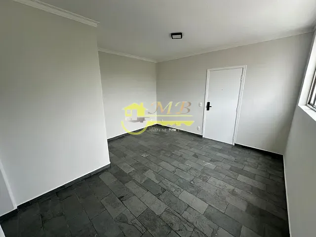Apartamento 2 quartos e 1 banheiro, à venda ou para alugar, no bairro Cambuí em Campinas