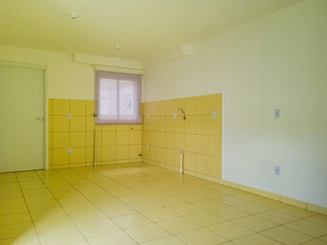 Apartamento com 54m² 2 quartos e 1 banheiro, à venda, no bairro Areal em Pelotas