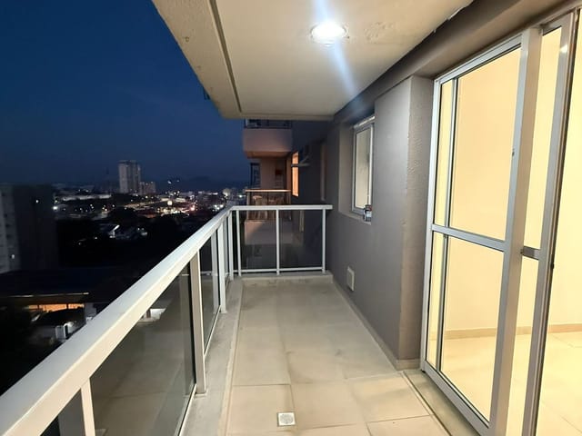 Apartamento 3 quartos e 2 banheiros, à venda, no bairro Glória em Macaé