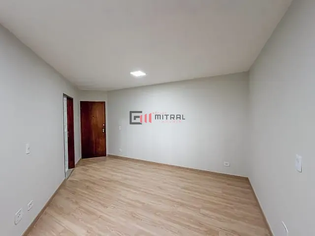 Apartamento 3 quartos e 2 banheiros, à venda, no bairro Cláudia em Londrina