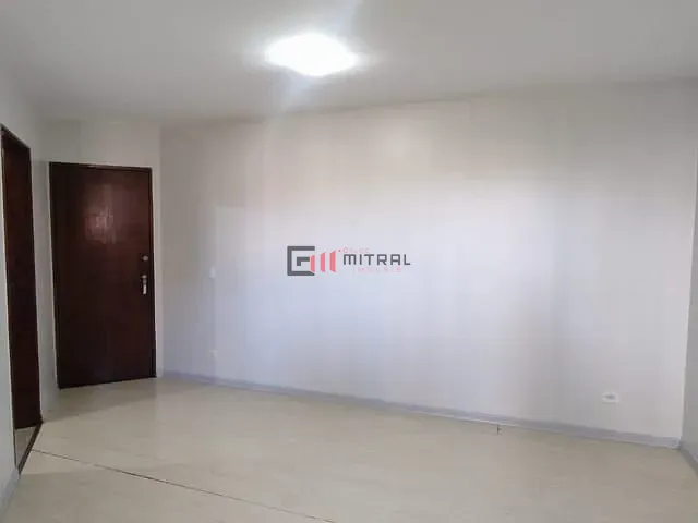 Apartamento 3 quartos e 2 banheiros, à venda, no bairro Cláudia em Londrina