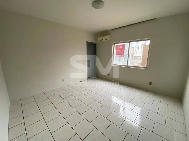 Apartamento 1 quarto e 1 banheiro, para alugar, no bairro Centro em Chapecó